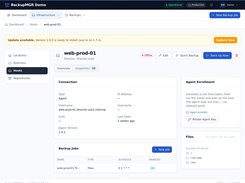 BackupMGR host overview for web-prod-01, showing connection details, agent enrollment, backed-up paths, snapshots, and a backup job.