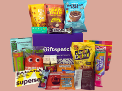 The Supreme Box — a curated mix of independent snack, chocolate and drink brands to discover, ready to gift across Europe.