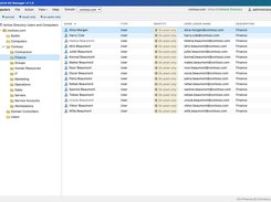 Active Directory Users and Computers in the browser, with the Identity column showing synced, cloud-only and on-premises accounts