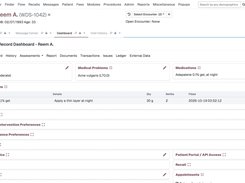 Mindcat Clinic patient record dashboard for Reem A. (WDS-1042): allergy Penicillin (Moderate), medical problem acne vulgaris (L70.0), an adapalene gel medication, and a prescriptions table.