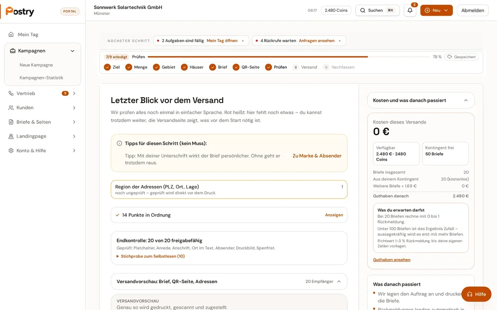 Postry Portal campaign-review screen titled "Letzter Blick vor dem Versand," with campaign progress, validation sections, delivery costs, credits, and a left navigation menu.