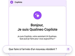 Qualineo Copilote assistant welcome screen in French with a chat input asking about a new resident’s arrival.